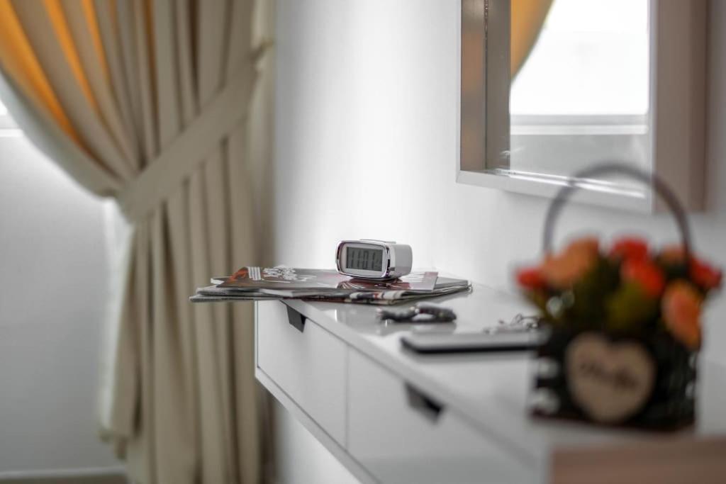 Best 2 Bedroom Apartment Beach Front Abu Dabi Exterior foto